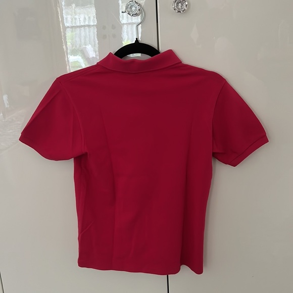 Polo Lacoste, like new, lightly used - Picture 2 of 4